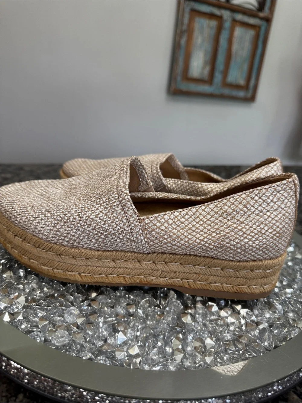 Naturalizer Women's metallic Light Beige Espadrille Platform Slip-Ons EUC 8.5 W